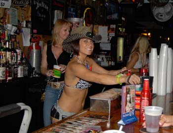 GIT-R-WET T-Shirt Contest 2008 photo - Duval Street, Key West
